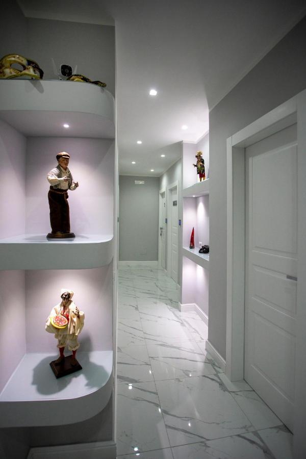 Lady Mary'S Luxury Suites Nápoles Exterior foto