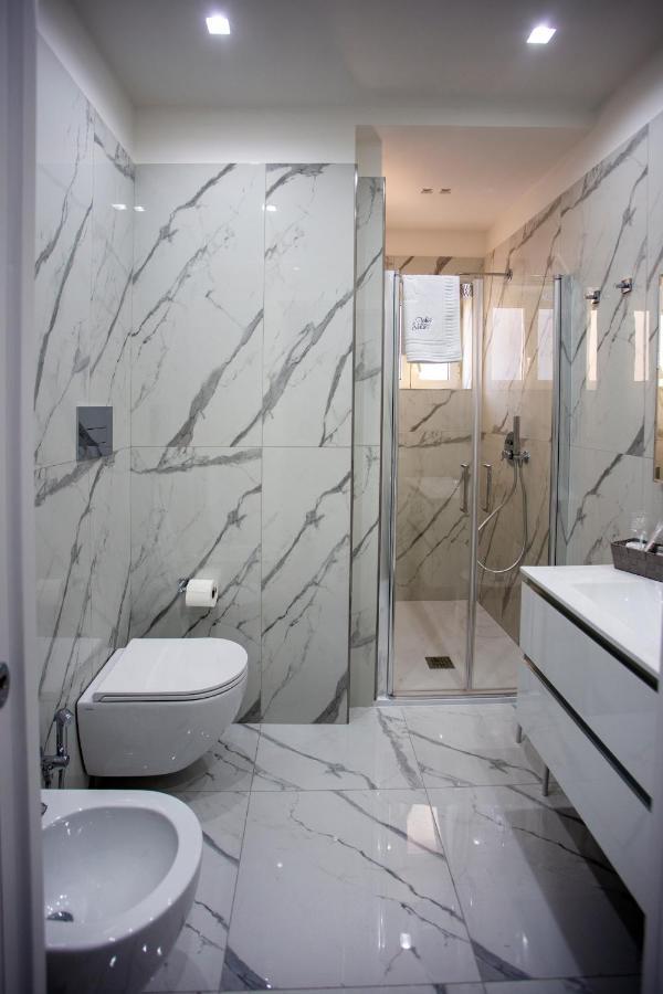 Lady Mary'S Luxury Suites Nápoles Quarto foto